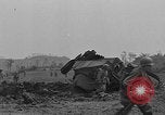 Standbild Schlacht von Okinawa Okinawa Ryukyu Inseln, 1945, aus Sekunde 58 historischem Filmmaterial Videoclip 65675051665