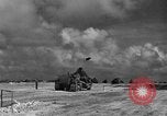 Standbild Erweiterung der Flugplatz Saipan Marianen, 1944, aus Sekunde 13 historischem Filmmaterial Videoclip 65675051687