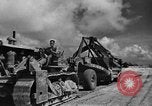 Standbild Erweiterung der Flugplatz Saipan Marianen, 1944, aus Sekunde 18 historischem Filmmaterial Videoclip 65675051687