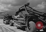 Standbild Erweiterung der Flugplatz Saipan Marianen, 1944, aus Sekunde 24 historischem Filmmaterial Videoclip 65675051687