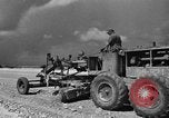 Standbild Erweiterung der Flugplatz Saipan Marianen, 1944, aus Sekunde 44 historischem Filmmaterial Videoclip 65675051687