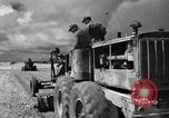 Standbild Erweiterung der Flugplatz Saipan Marianen, 1944, aus Sekunde 55 historischem Filmmaterial Videoclip 65675051687