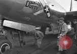 Standbild B-29 Super Festung Saipan Marianen, 1945, aus Sekunde 24 historischem Filmmaterial Videoclip 65675051693