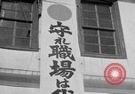 Standbild japanische Arbeiter in den Munitionsfabriken Japan, 1943, aus Sekunde 3 historischem Filmmaterial Videoclip 65675051698
