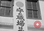 Standbild japanische Arbeiter in den Munitionsfabriken Japan, 1943, aus Sekunde 4 historischem Filmmaterial Videoclip 65675051698