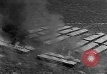 Standbild Testen Wirksamkeit der Brandsätze Bombardierung Florida United States USA, 1945, aus Sekunde 26 historischem Filmmaterial Videoclip 65675051709