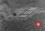 Standbild Testen Wirksamkeit der Brandsätze Bombardierung Florida United States USA, 1945, aus Sekunde 52 historischem Filmmaterial Videoclip 65675051709