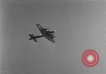 Standbild Tests von Brandbomben gegen hölzerne Strukturen Florida United States USA, 1945, aus Sekunde 3 historischem Filmmaterial Videoclip 65675051711