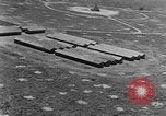 Standbild Tests von Brandbomben gegen hölzerne Strukturen Florida United States USA, 1945, aus Sekunde 12 historischem Filmmaterial Videoclip 65675051711