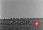 Standbild Tests von Brandbomben gegen hölzerne Strukturen Florida United States USA, 1945, aus Sekunde 14 historischem Filmmaterial Videoclip 65675051711