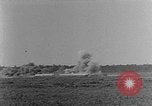 Standbild Tests von Brandbomben gegen hölzerne Strukturen Florida United States USA, 1945, aus Sekunde 22 historischem Filmmaterial Videoclip 65675051711