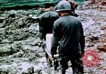 Standbild Schlacht von Okinawa Okinawa Ryukyu Inseln, 1945, aus Sekunde 58 historischem Filmmaterial Videoclip 65675051715