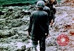 Standbild Schlacht von Okinawa Okinawa Ryukyu Inseln, 1945, aus Sekunde 59 historischem Filmmaterial Videoclip 65675051715