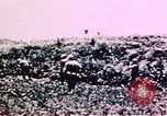 Standbild Schlacht von Okinawa Okinawa Ryukyu Inseln, 1945, aus Sekunde 15 historischem Filmmaterial Videoclip 65675051722
