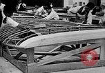 Immagine di Costruzione di DH-4 aeroplani United States USA, 1918, secondo 15 filmato di repertorio 65675051726