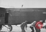 Immagine di Primo volo in aeroplano da Stati Uniti d'America alle Hawaii Oakland California USA, 1927, secondo 8 filmato di repertorio 65675051734
