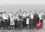 Immagine di Primo volo in aeroplano da Stati Uniti d'America alle Hawaii Oakland California USA, 1927, secondo 24 filmato di repertorio 65675051734