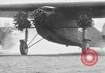 Immagine di Primo volo in aeroplano da Stati Uniti d'America alle Hawaii Oakland California USA, 1927, secondo 27 filmato di repertorio 65675051734