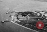 Immagine di Primo volo in aeroplano da Stati Uniti d'America alle Hawaii Oakland California USA, 1927, secondo 51 filmato di repertorio 65675051734