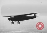 Immagine di Primo volo in aeroplano da Stati Uniti d'America alle Hawaii Oakland California USA, 1927, secondo 59 filmato di repertorio 65675051734