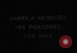 Image Les travailleurs de l'acier découpé sur le brouillard United States USA, 1943, de la seconde 6 séquences d'archives historiques vidéo 65675051747