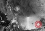 Image Les travailleurs de l'acier découpé sur le brouillard United States USA, 1943, de la seconde 32 séquences d'archives historiques vidéo 65675051747