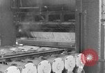 Image Les travailleurs de l'acier découpé sur le brouillard United States USA, 1943, de la seconde 57 séquences d'archives historiques vidéo 65675051747