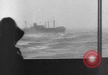 Standbild USA amphibischen Angriff auf Guadalcanal Salomonen, 1942, aus Sekunde 35 historischem Filmmaterial Videoclip 65675051760