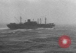 Standbild USA amphibischen Angriff auf Guadalcanal Salomonen, 1942, aus Sekunde 40 historischem Filmmaterial Videoclip 65675051760