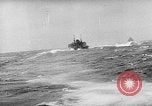 Standbild USA amphibischen Angriff auf Guadalcanal Salomonen, 1942, aus Sekunde 52 historischem Filmmaterial Videoclip 65675051760