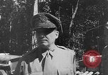 Standbild General MacArthur Papua Neu Guinea, 1942, aus Sekunde 27 historischem Filmmaterial Videoclip 65675051761