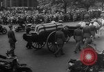 Standbild Franklin D Roosevelt die Beerdigung Prozession Washington DC USA, 1945, aus Sekunde 17 historischem Filmmaterial Videoclip 65675051765