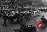 Standbild Franklin D Roosevelt die Beerdigung Prozession Washington DC USA, 1945, aus Sekunde 19 historischem Filmmaterial Videoclip 65675051765