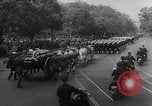 Standbild Franklin D Roosevelt die Beerdigung Prozession Washington DC USA, 1945, aus Sekunde 22 historischem Filmmaterial Videoclip 65675051765