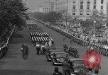 Standbild Franklin D Roosevelt die Beerdigung Prozession Washington DC USA, 1945, aus Sekunde 35 historischem Filmmaterial Videoclip 65675051765
