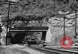 Image La construction de pont de Southside dans Charleston West Virginia USA, 1937, de la seconde 18 séquences d'archives historiques vidéo 65675051768