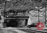 Image La construction de pont de Southside dans Charleston West Virginia USA, 1937, de la seconde 22 séquences d'archives historiques vidéo 65675051768