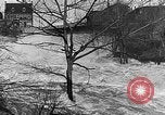 Immagine di WPA per la costruzione di ponti di Pietroburgo West Virginia Petersburg Virginia USA, 1937, secondo 9 filmato di repertorio 65675051769