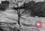 Immagine di WPA per la costruzione di ponti di Pietroburgo West Virginia Petersburg Virginia USA, 1937, secondo 10 filmato di repertorio 65675051769