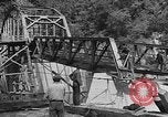 Immagine di WPA per la costruzione di ponti di Pietroburgo West Virginia Petersburg Virginia USA, 1937, secondo 29 filmato di repertorio 65675051769