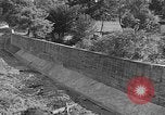 Immagine di WPA per la costruzione di ponti di Pietroburgo West Virginia Petersburg Virginia USA, 1937, secondo 40 filmato di repertorio 65675051769