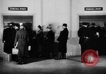 Standbild United States Postal Betriebe und Mitarbeiter United States USA, 1943, aus Sekunde 48 historischem Filmmaterial Videoclip 65675051772