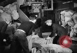Standbild Air Mail Service in den Vereinigten Staaten Newark New Jersey USA, 1943, aus Sekunde 7 historischem Filmmaterial Videoclip 65675051774