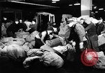 Standbild Air Mail Service in den Vereinigten Staaten Newark New Jersey USA, 1943, aus Sekunde 10 historischem Filmmaterial Videoclip 65675051774