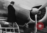 Standbild Air Mail Service in den Vereinigten Staaten Newark New Jersey USA, 1943, aus Sekunde 54 historischem Filmmaterial Videoclip 65675051774