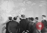 Image Les officiers américains et britanniques au cours de conférence de Québec Québec Canada, 1943, de la seconde 3 séquences d'archives historiques vidéo 65675051782