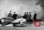 Image Les officiers américains et britanniques au cours de conférence de Québec Québec Canada, 1943, de la seconde 10 séquences d'archives historiques vidéo 65675051782