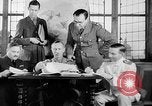 Image Les officiers américains et britanniques au cours de conférence de Québec Québec Canada, 1943, de la seconde 16 séquences d'archives historiques vidéo 65675051782