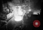Standbild Stahl Arbeitnehmer Sheffield England, 1948, aus Sekunde 17 historischem Filmmaterial Videoclip 65675051807