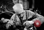 Standbild Arbeitnehmer Sheffield England, 1948, aus Sekunde 44 historischem Filmmaterial Videoclip 65675051808